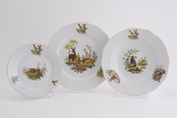 Set of 18 dinner plates, decor animals